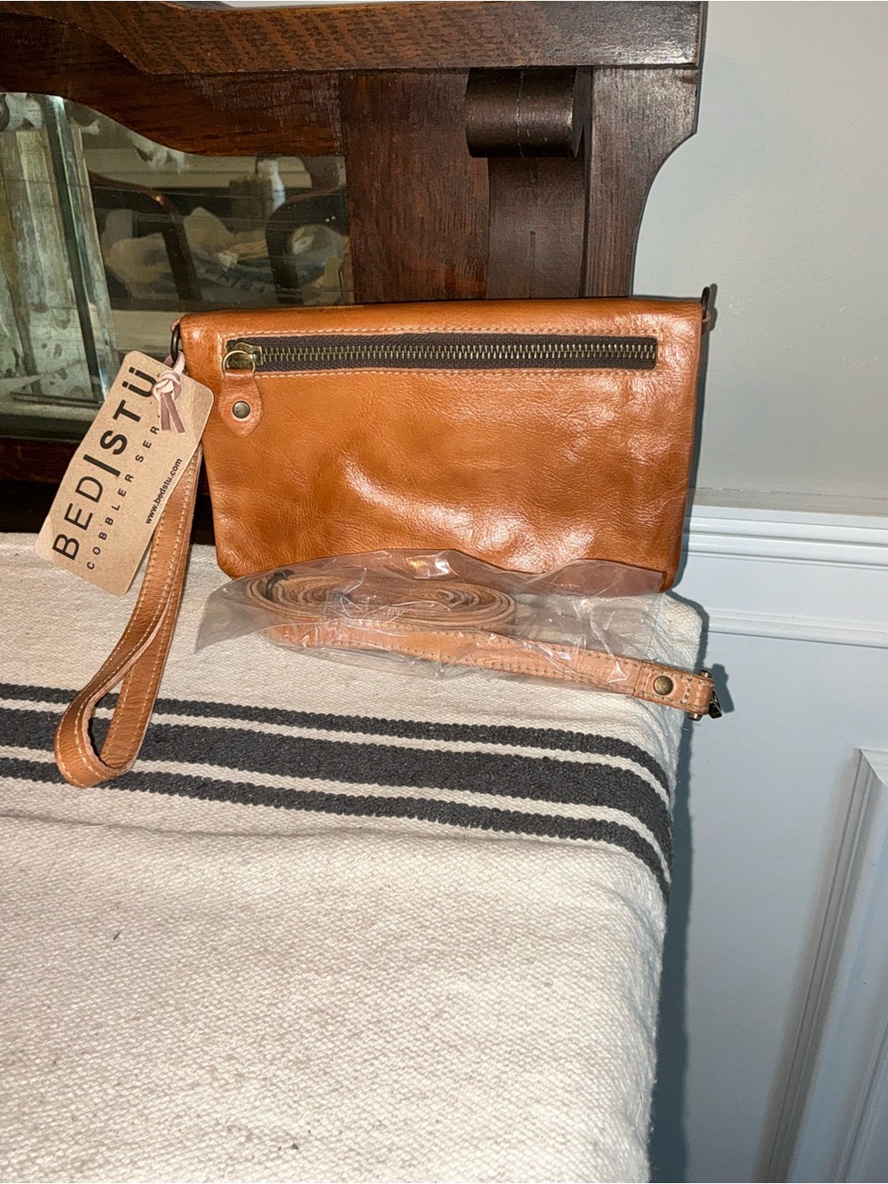NWT Bed Stu Leather Cadence Wallet Wristlet Crossbody Bag Tan Rustic MSRP $179 - Picture 2 of 15